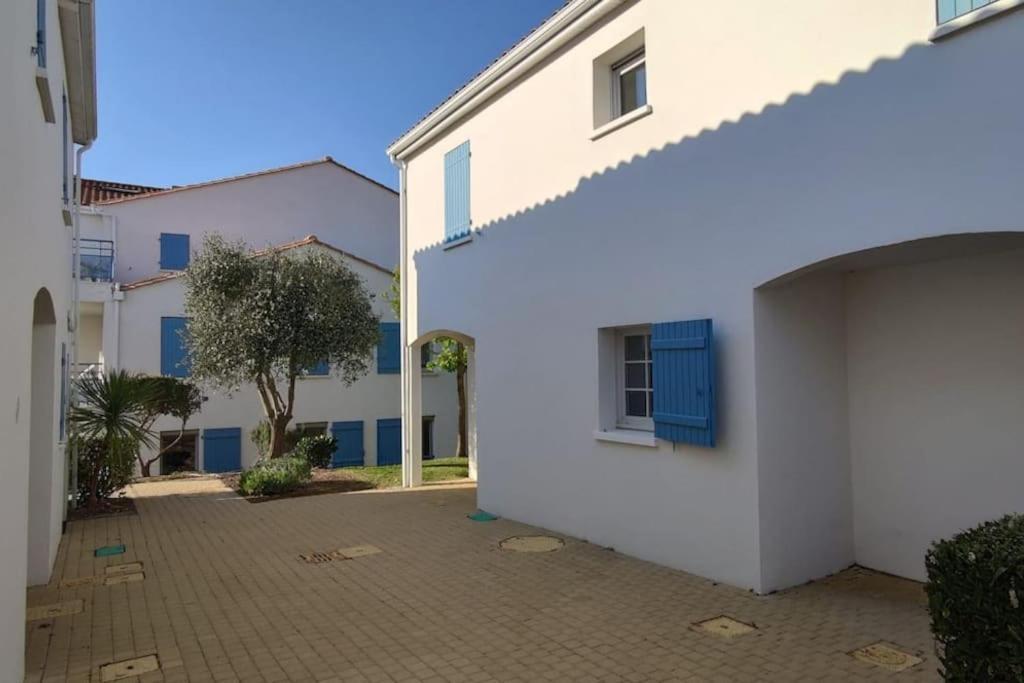 Jolie Maison Proche Mer - 8 Voyageurs - 4 Chambres Vaux-sur-Mer Exterior photo