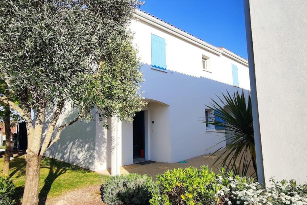 Jolie Maison Proche Mer - 8 Voyageurs - 4 Chambres Vaux-sur-Mer Exterior photo